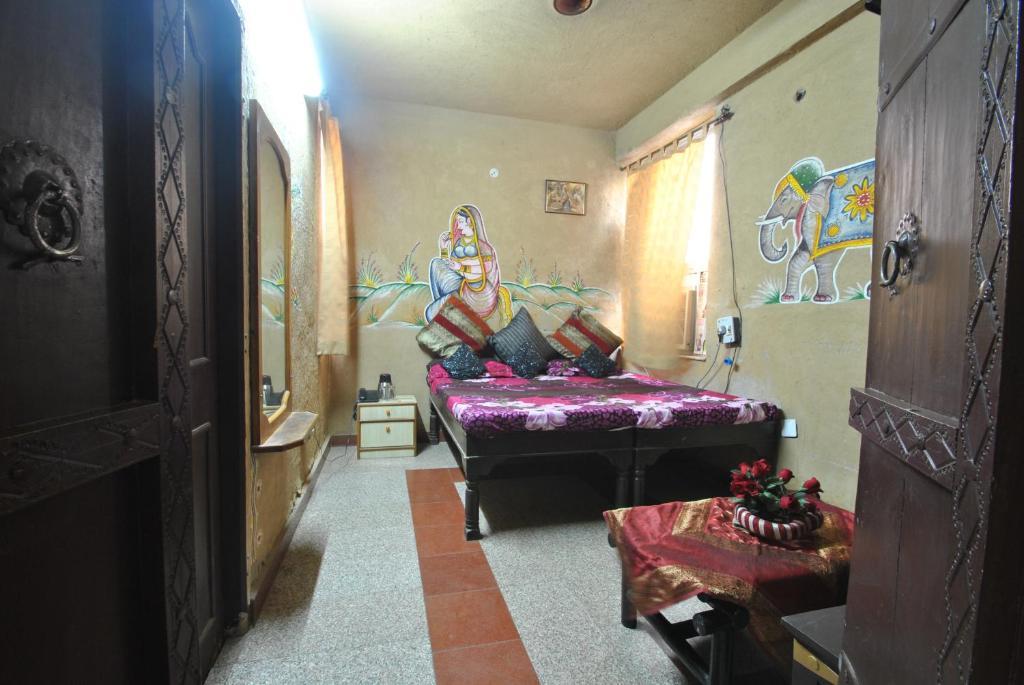 Hotel City Inn Jaipur Oda fotoğraf