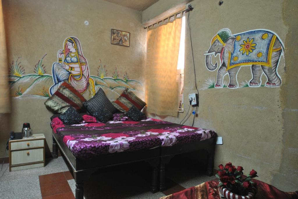 Hotel City Inn Jaipur Oda fotoğraf